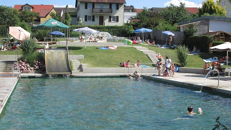 Am 4. Juni geht es los, mit dem Badespaß im Naturbad Aura.