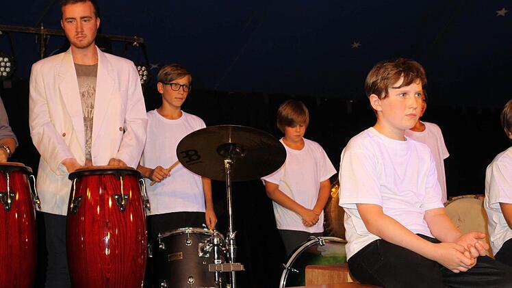 Auch musikalisch hatte man einiges einstudiert.  Foto: Michael Wunder