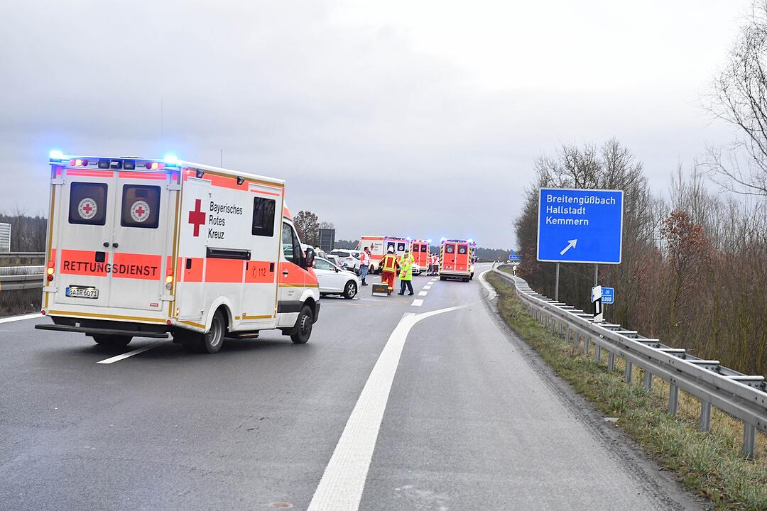 Massenunfall auf der A73 bei Breitengüßbach