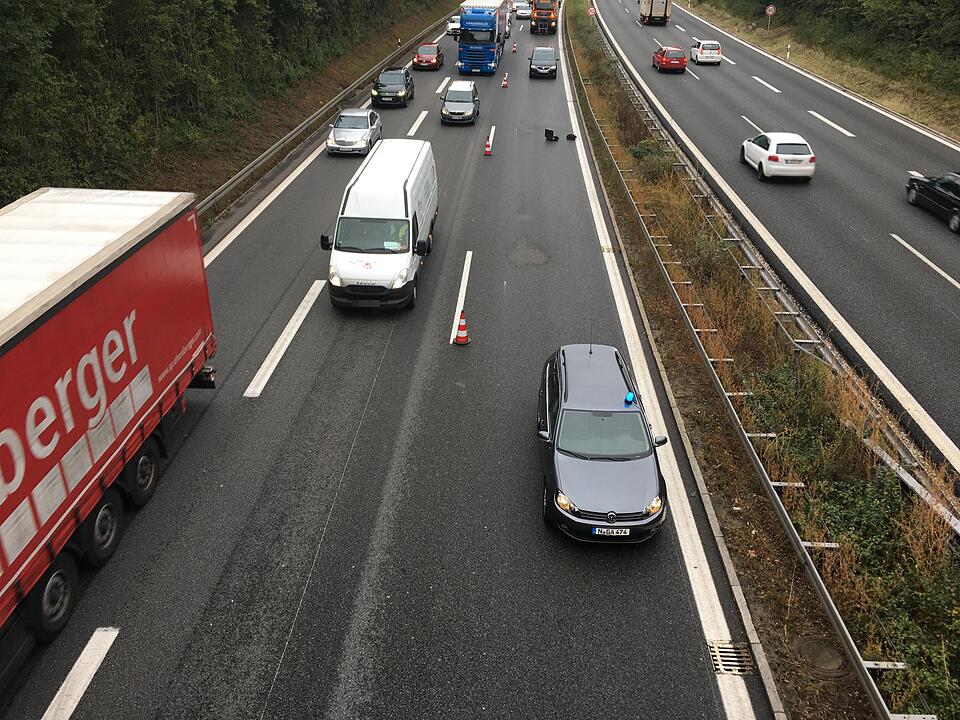 Verkehrschaos nach Leichenfund - Kilometerlanger Stau auf der A73 bei Erlangen