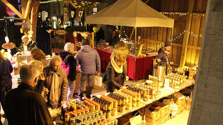 Zum Schnabulieren gibt es jede Menge, auch kostenlose Kostproben.