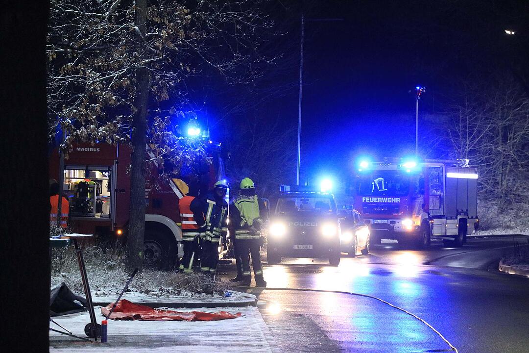 Tote Person auf Straße aufgefunden