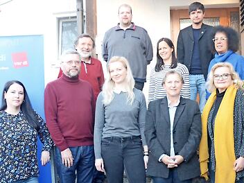 Der neue Vorstand: Tanja Goldgruber, Wolfgang Schmitt, Madeleine Stein, Doris Glück, Marie Luise Loewel (vorne von links), Helmut Böhnlein, Daniela Ludwig, Carmen Krebs (zweite Reihe von links), Benjamin Baier (hinten links) und Dirk Schneider.