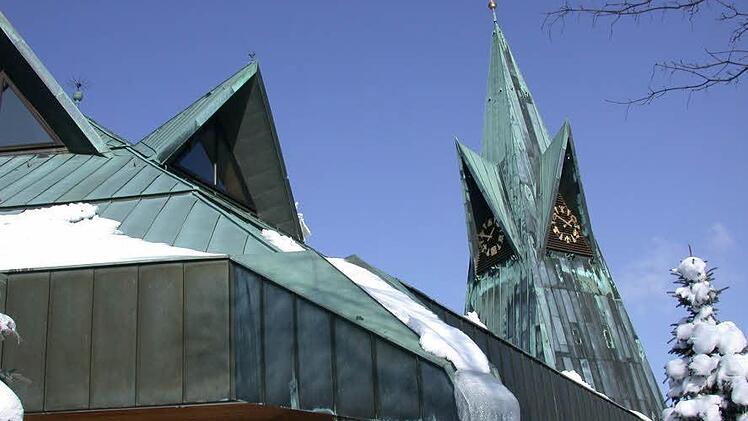 Die Kirche im Winter  Foto: Archiv