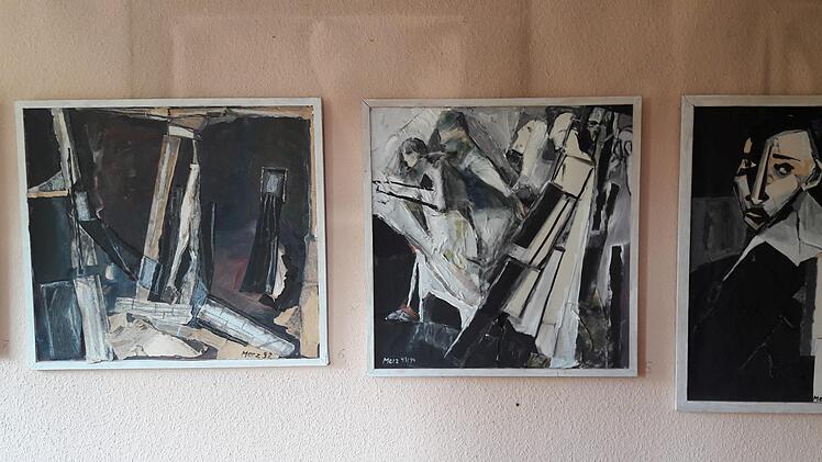 Die 2. Ausstellung im Bahnhof Münnerstadt zeigt Werke von Tajan Scobisch und Regine Merz. Foto: Hartmut Hessel