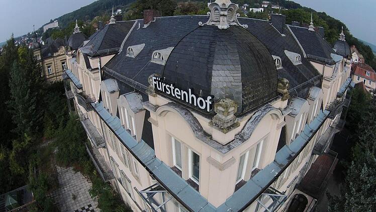 Der Verkauf der ehemaligen AWO-Immobilie Fürstenhof hat einigen Beteiligten mächtige Probleme gebracht. Foto: Saale Zeitung