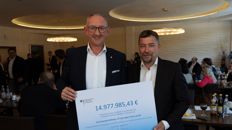 Kleintettau: Heinz-Glas erhält Millionen für Tochterfirma - weltweite Neuheit geplant