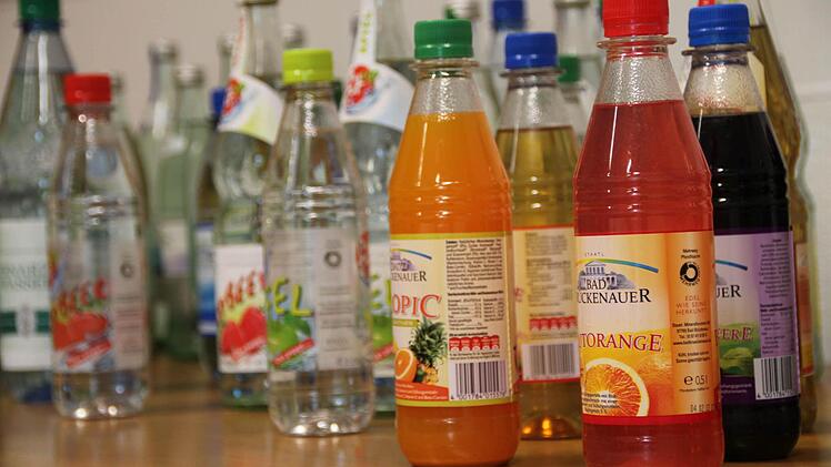 Neben dem Brückenauer Mineralwasser füllt das Unternehmen auch jede Menge Erfrischungsgetränke ab. Foto: Ulrike Müller