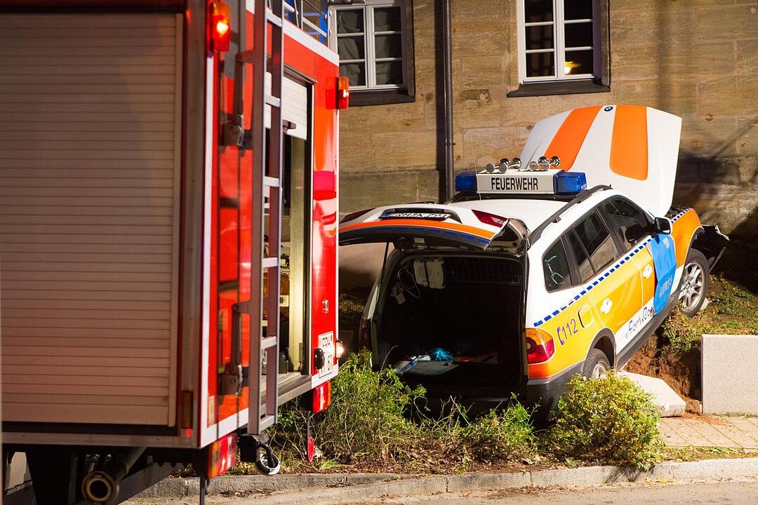 First Responder Fahrzeug verunfallt