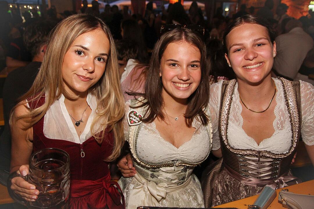 Am letzten Tag vom Bierfest wurde nochmal richtig gefeiert.
