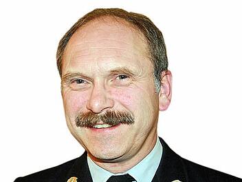 Georg Grom bleibt auch weiterhin Kommandant der Freiwilligen Feuerwehr Frauenroth. Fotos: Gabriele Sell