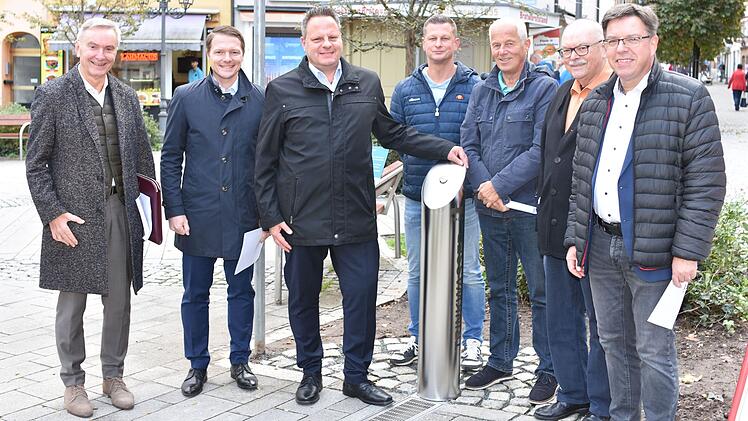 Kulmbach: Stadtwerke installieren zweiten öffentlichen Trinkbrunnen - "wertvolle Bedeutung"