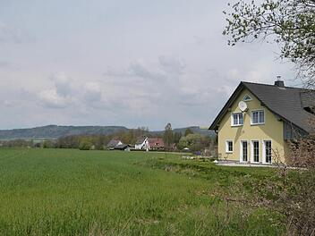 Das Baugebiet "An der Steigengasse" in Neuenmarkt soll erweitert werden.  Foto: Werner Reißaus