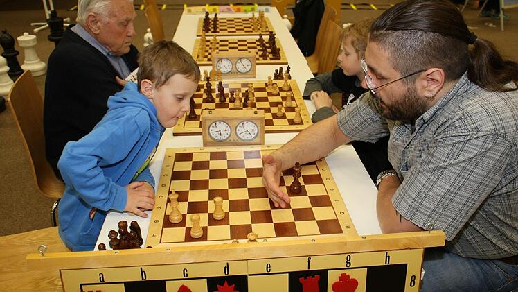 ...Schach... Foto: Wolfgang Desombre