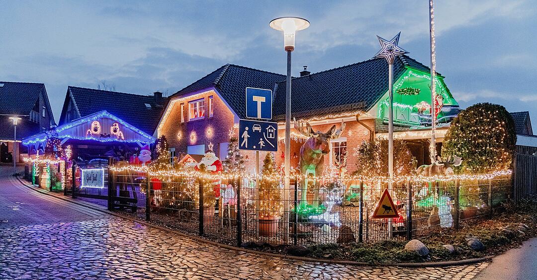 Weihnachtshaus leuchtet zum letzten Mal