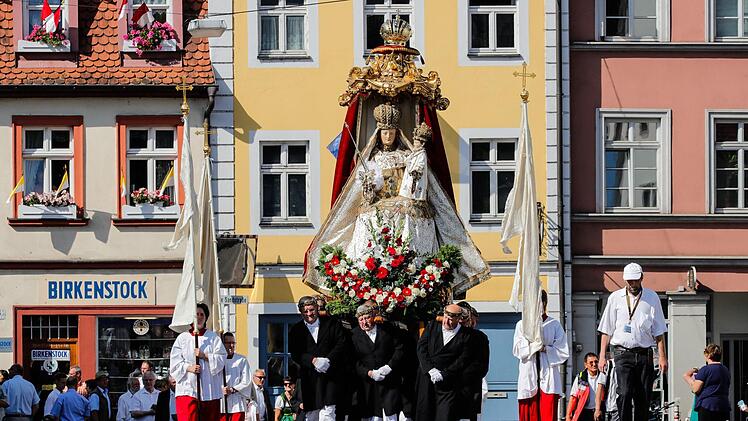 Fronleichnam in Bamberg. Fotos: Matthias Hoch