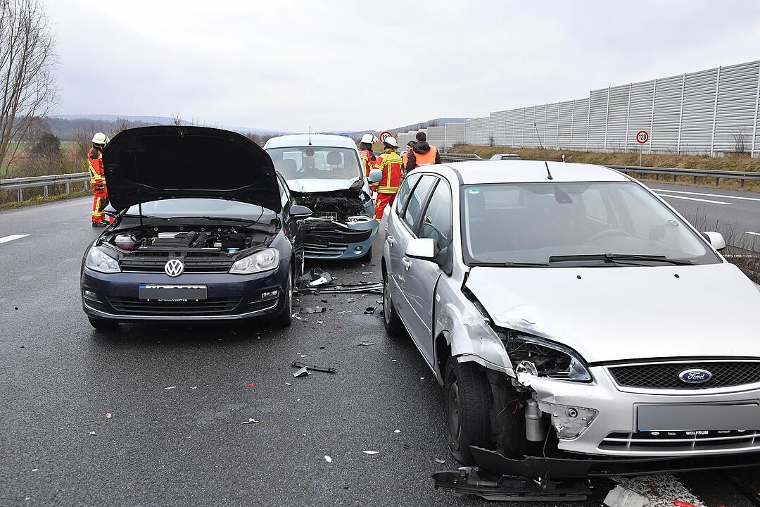 Massenunfall auf der A73 bei Breitengüßbach