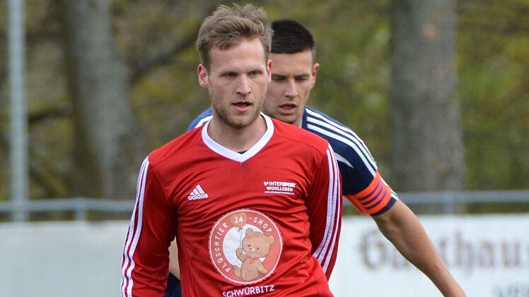 Lukas Engelmann vom Fc Schwürbitz bekam mit 23 die meisten Stimmen.  Fotos: Czepera/Weiß/Schmitt