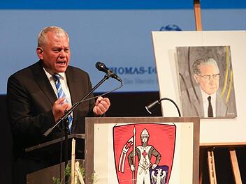 Thomas Hacker, Präsident der Thomas-Dehler-Stiftung, bei der Gedenkfeier zum 50. Todestag von Thomas Dehler  Foto: Barbara Herbst