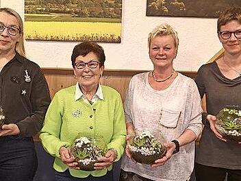 Strahlende Gesichter: vier der geehrten Mitglieder