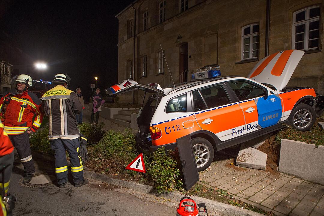 First Responder Fahrzeug verunfallt