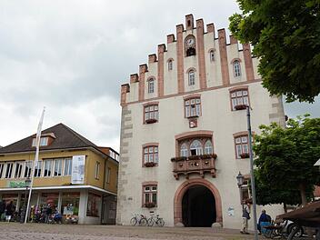 Das frühere Kaufhaus steht an einem prominenten Platz. Foto: Arkadius Guzy