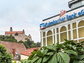 Der Name verschindet: Aus der Kulmbacher Bank wird nach der Fusion mit der Raiffeisen-Volksbank Kronach-Ludwigsstadt die VR-Bank Oberfranken Mitte. Foto: Stephan Tiroch