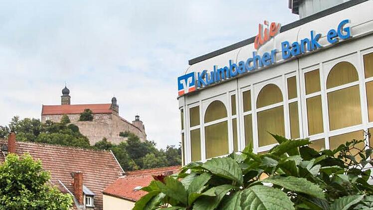 Der Name verschindet: Aus der Kulmbacher Bank wird nach der Fusion mit der Raiffeisen-Volksbank Kronach-Ludwigsstadt die VR-Bank Oberfranken Mitte. Foto: Stephan Tiroch