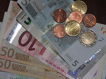 Schuldenabbau: In Wartmannsroth wird der Cent doppelt umgedreht, ehe er ausgegeben wird.