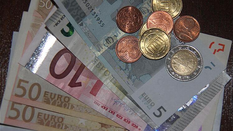 Schuldenabbau: In Wartmannsroth wird der Cent doppelt umgedreht, ehe er ausgegeben wird.