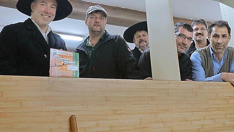 Hermann Krebs, Norbert Leicht, Georg Stöcklein, Matthias Kirchner, Karl-Heinz Pfuhlmann und Riza Seven (von links) sind auf Nachwuchs-Suche. Foto: Sarah Dann