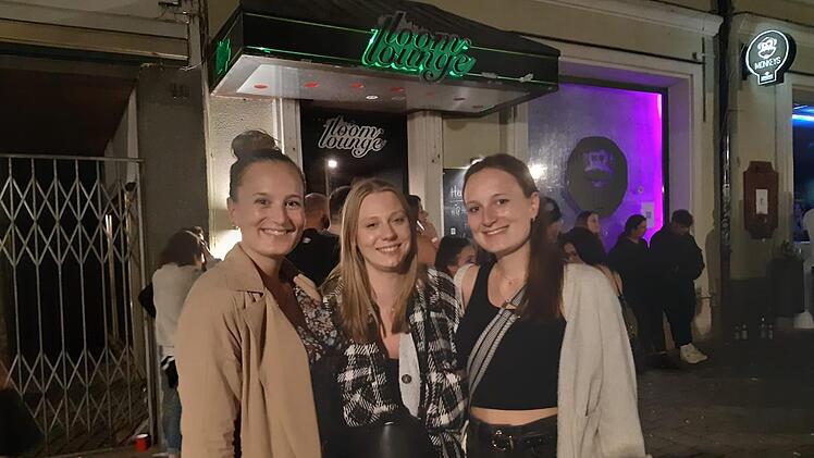 Coburgerinnen unter sich: (von links) Isabell (23), Sarah (25) und Annika (23) waren überrascht, wie gut die meisten Clubs in der Kürze der Zeit die Hygienevorschriften umgesetzt haben.