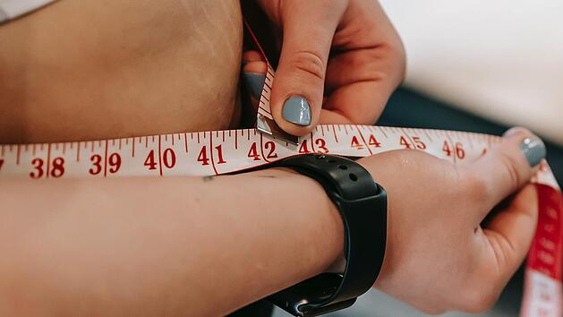 Im Kampf gegen das &Uuml;bergewicht werden in speziellen F&auml;llen Medikamente verschrieben.