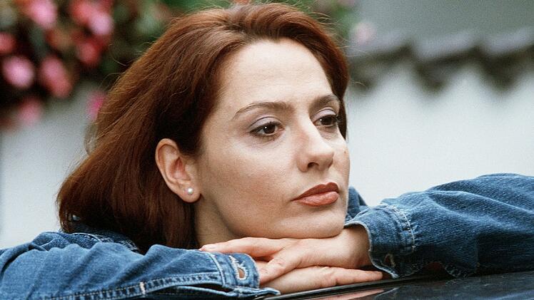 Schon in den 90er-Jahren eine gefragte TV-Darstellerin: Simone Thomalla in der Kom&ouml;die "Am Anfang war der Seitensprung" (1999).