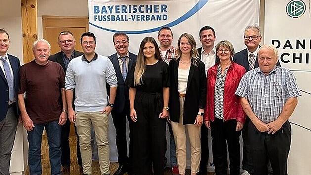 Wolfgang Reich (3. v. links) von der SRG Bamberg mit den anderen Gewinnern