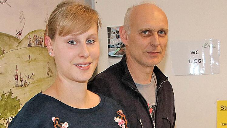 Streuobst aus der Rhön gab es bei Carmen und Helmut Schiefbauer aus Oberelsbach. Foto: Dieter Britz