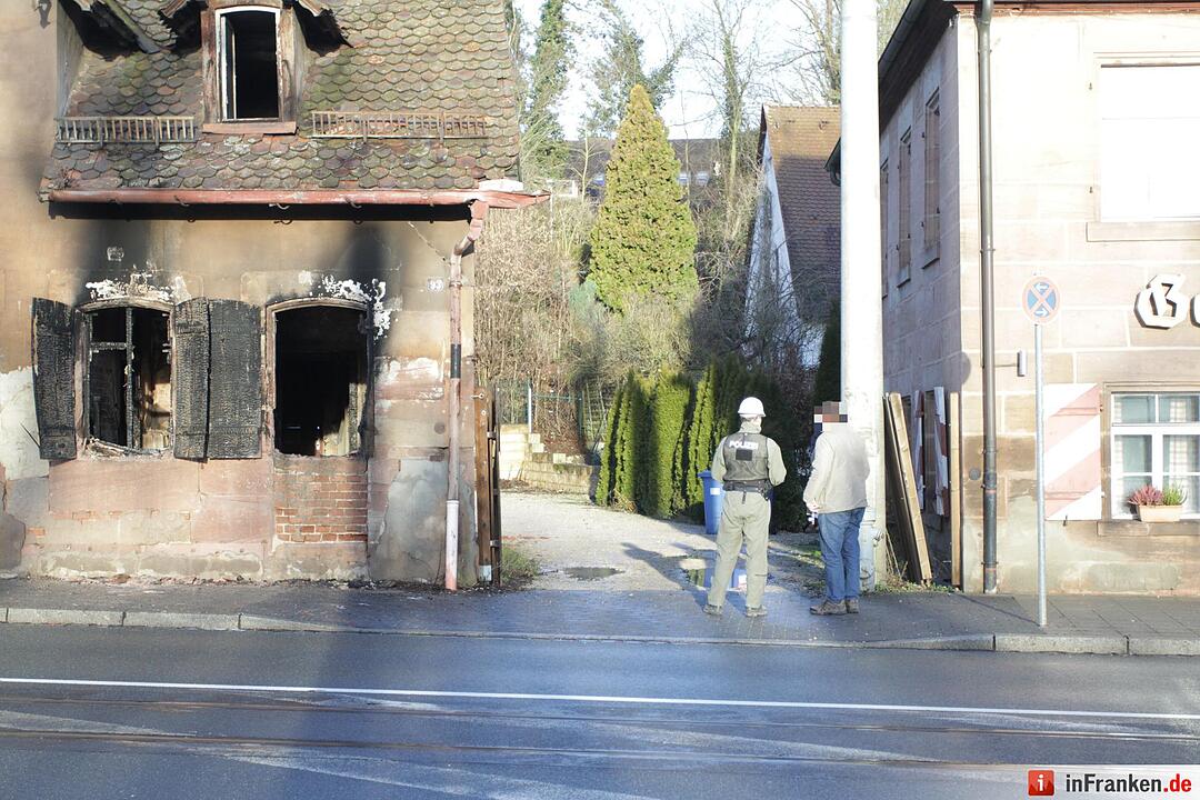 Ehemaliges Zollhaus in Nürnberg abgebrannt