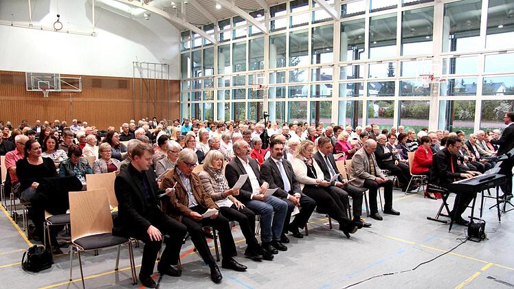 Bei einem Kanon durfte auch das Publikum singen.Richard Sänger