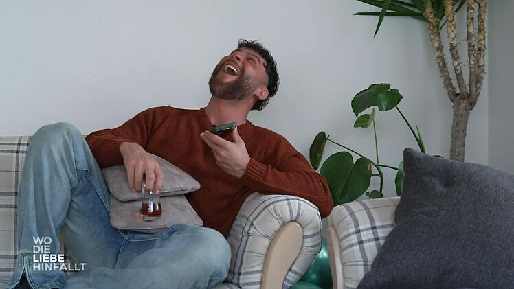 Umut ist von den Socken: "Lovis" kenne ihn "in- und auswendig".