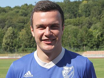 Fußball spielt Philip Greubel für den FC 06 Bad Kissingen, Tischtennis für den TSV Arnshausen. Foto: privat