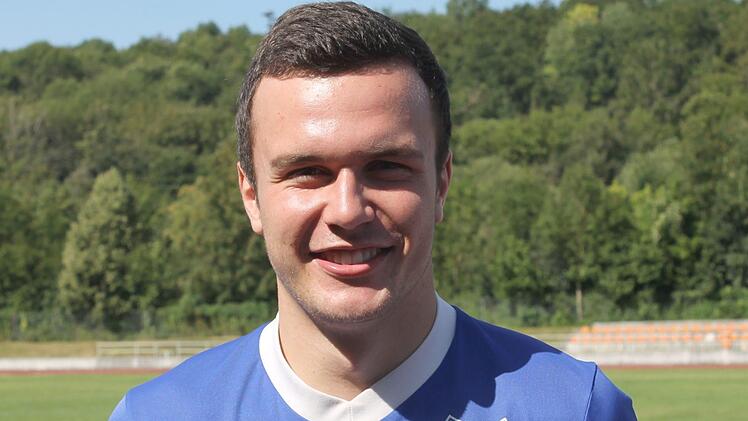 Fußball spielt Philip Greubel für den FC 06 Bad Kissingen, Tischtennis für den TSV Arnshausen. Foto: privat