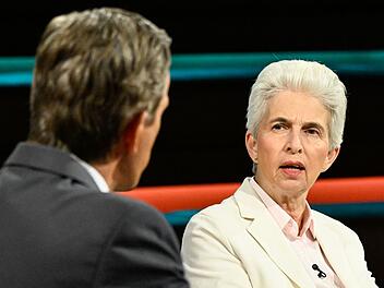 FDP-Politikerin Marie-Agnes Strack-Zimmermann warnte, dass in der Ukraine aktuell "die Kacke am Dampfen" sei.