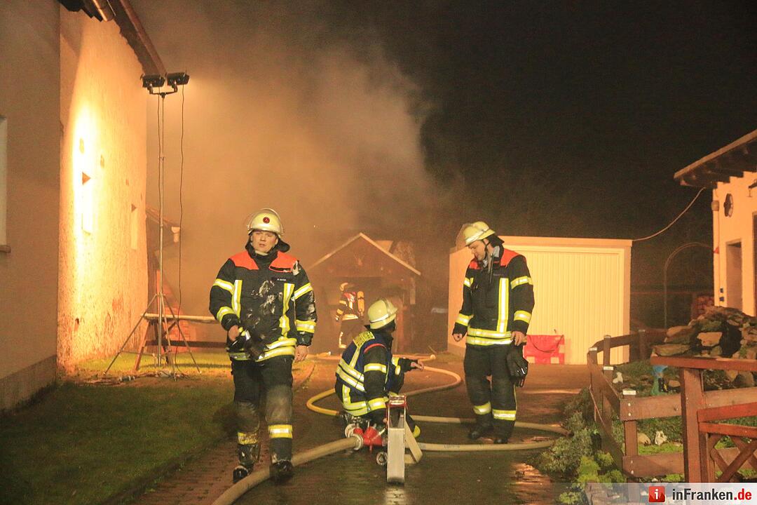 Großeinsatz: Scheunenbrand in Seigendorf