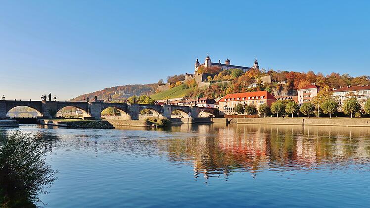 Würzburg, Alte Mainbrücke, Festung Marienberg