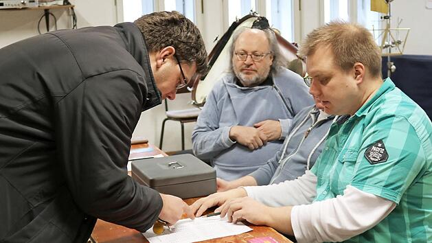 Noch gibt es im Vorverkauf die M&ouml;glichkeit, Eintrittskarten f&uuml;r den Rosenmontagsball und den Bunten Abend am Freitag, 2. Februar, in Ebern zu erwerben. Foto: Janina Reuter