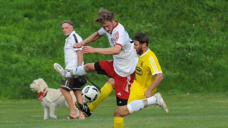 Der TSV Rannungen mit Christian Keller (vorne) konnte in Thulba mit Markus Kaufmann nicht das umsetzen, was die Mannschaft sich vorgenommen hatte. Gegen Krum soll das anders sein. Foto: ssp