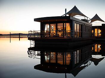 Floating Village auf dem Brombachsee