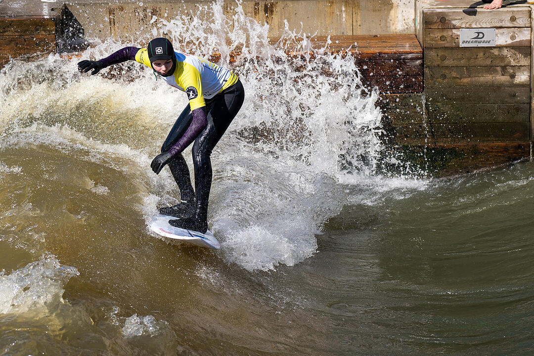 Die Surferwelle mitten in Nürnberg
