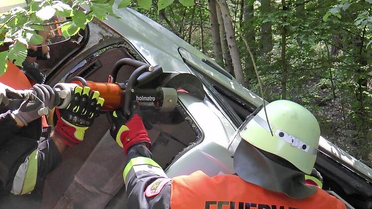 Der Spreizer im Einsatz.