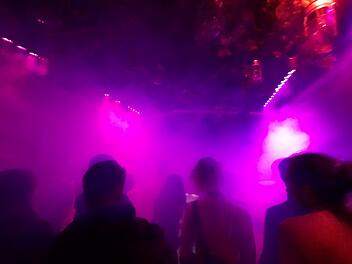 Bamberg: Neuer Club "Kellerkinder" in der Innenstadt feiert Eröffnung - "haben sich viele angekündigt" Bamberg: Neuer Club "Kellerkinder" in der Innenstadt feiert Eröffnung - "haben sich viele angekündigt"